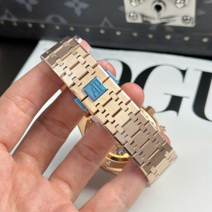 オーデマピゲロイヤルオークコピー クロノグラフ26240OR.OO.1320OR.06 APS工場 - 画像 (12)